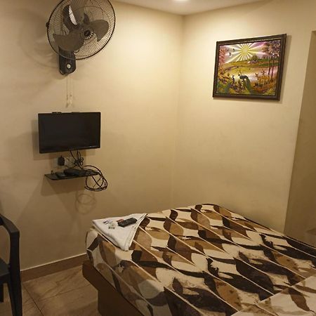 Majestic Inn Thiruvananthapuram Exterior photo