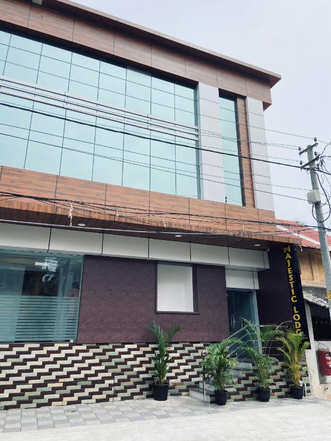 Majestic Inn Thiruvananthapuram Exterior photo