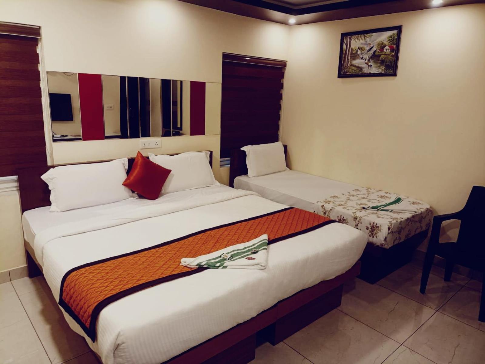 Majestic Inn Thiruvananthapuram Exterior photo