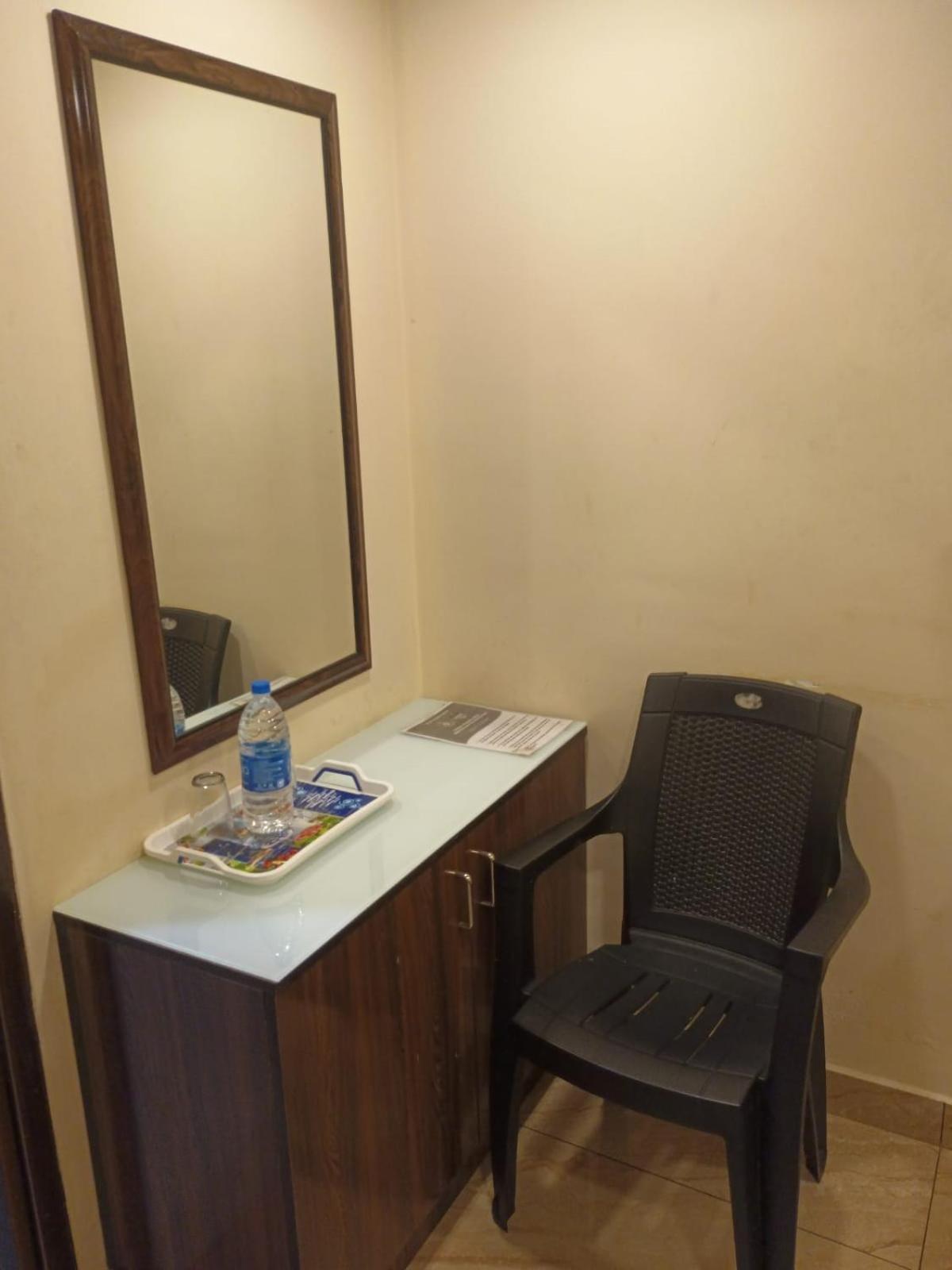 Majestic Inn Thiruvananthapuram Exterior photo